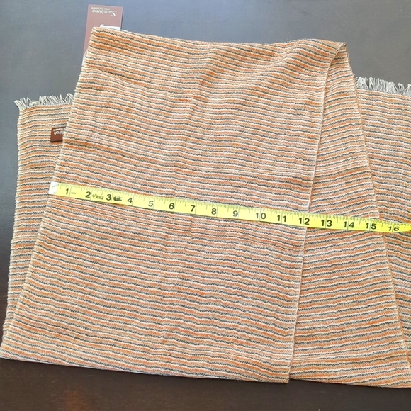 NWT Cashmere Featherlight Mongolian Scarf - Picture 4 of 5